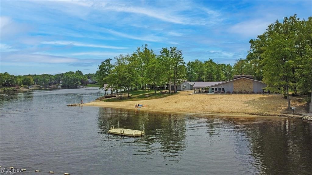 Roaming Rock - Residential