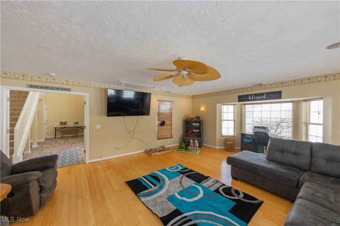 Roaming Rock - Residential