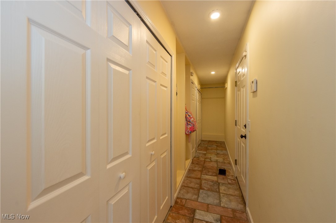 Roaming Rock - Residential