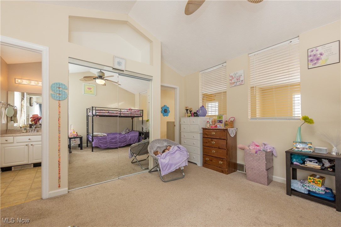 Roaming Rock - Residential