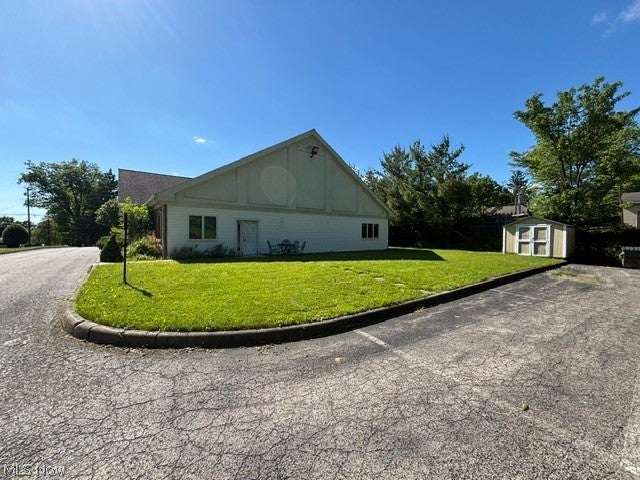 260 Niles Cortland Road NE