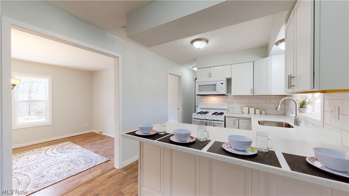 Meadowbrook Lake - Residential