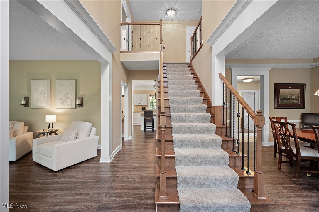 553 Parkside Drive
