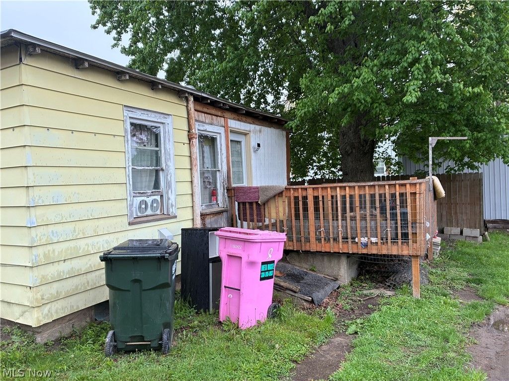 Photo of 134 Harmon Avenue NE, Brewster, OH 44613 (MLS # 5206694)