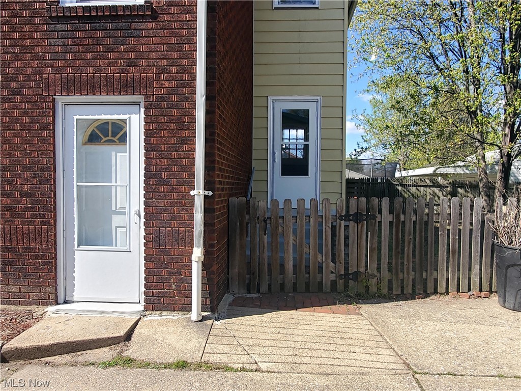 City/Youngstown - Residential