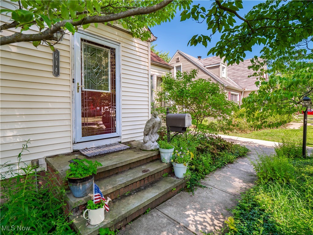 614 Parkside Drive