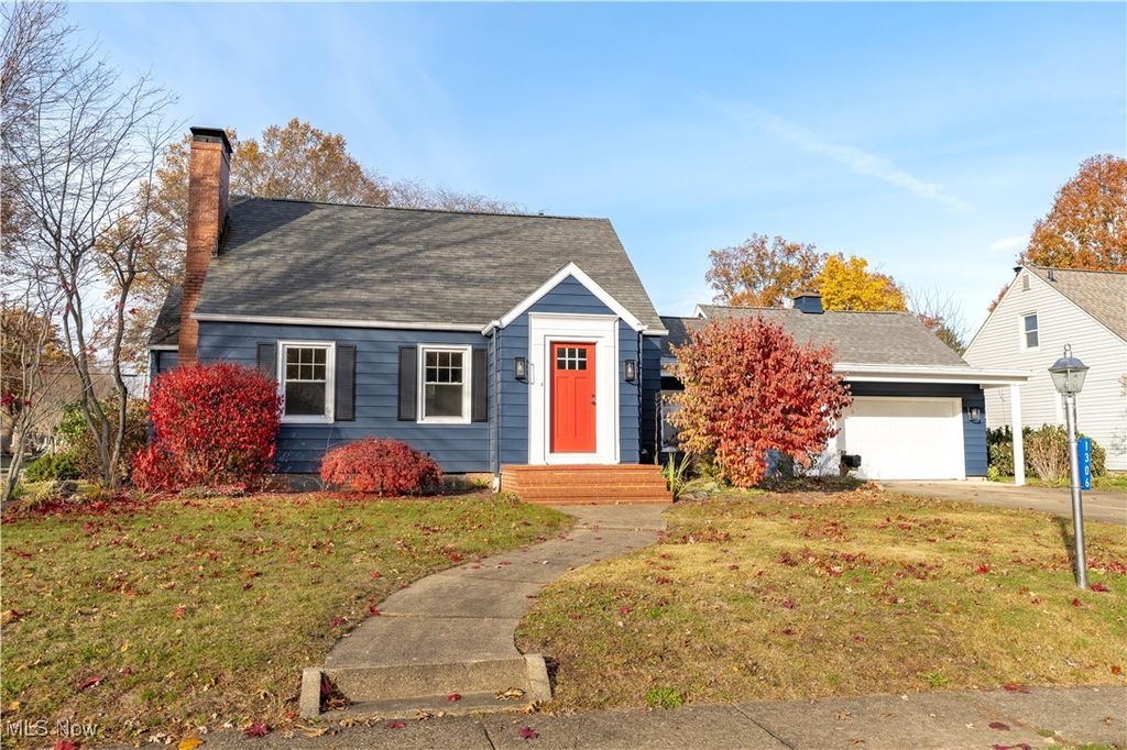 Photo of 1306 Taggart Street NW, Massillon, OH 44646 (MLS # 5173541)