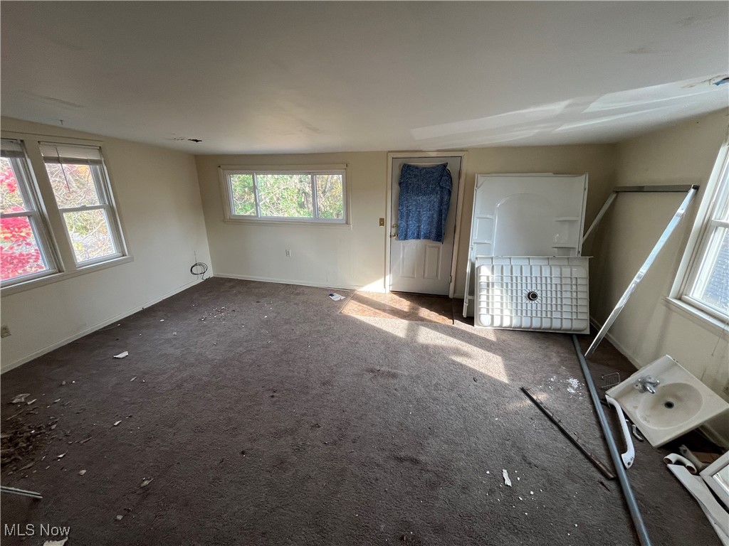 Longmere - Residential Income