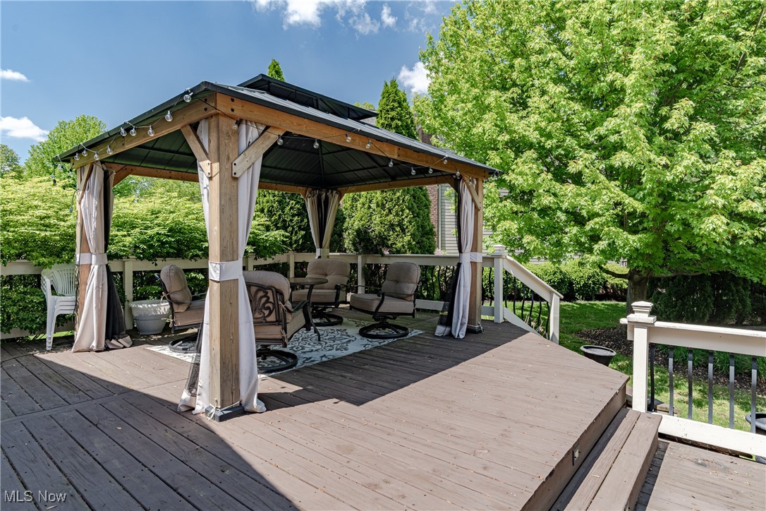 35150 Emory Drive, Avon, Ohio image 43