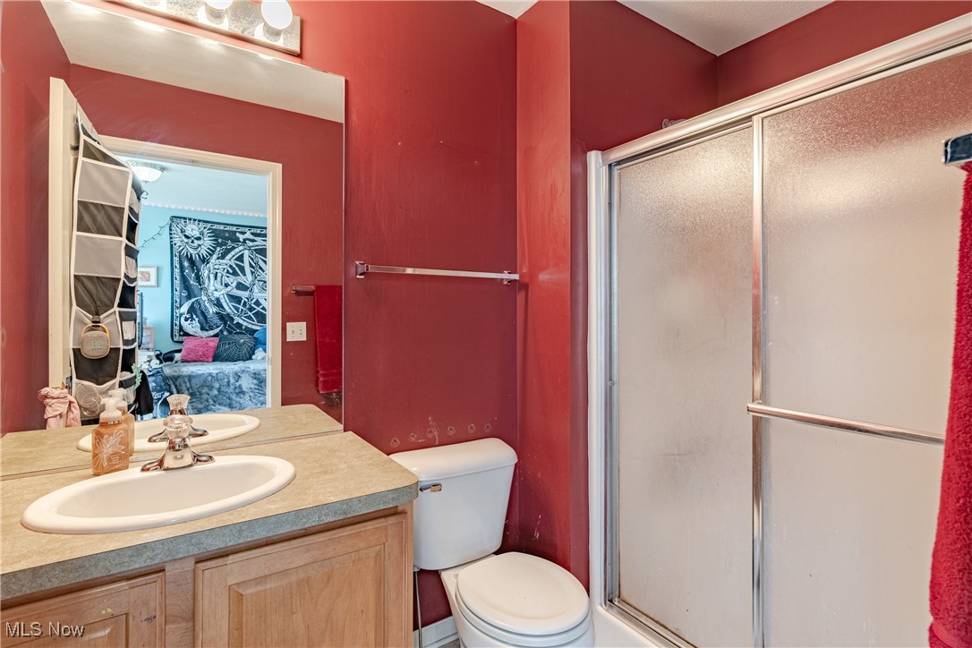 35150 Emory Drive, Avon, Ohio image 37