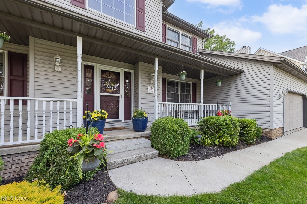 3106 Snowgoose Lane, Akron, Ohio image 3