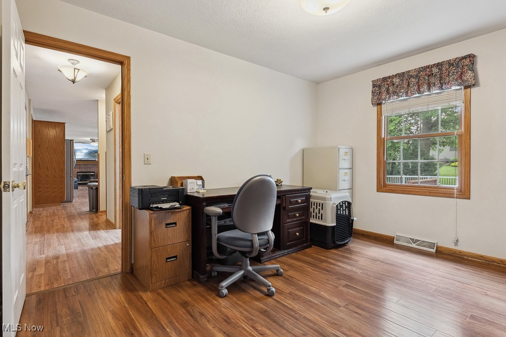 3106 Snowgoose Lane, Akron, Ohio image 22