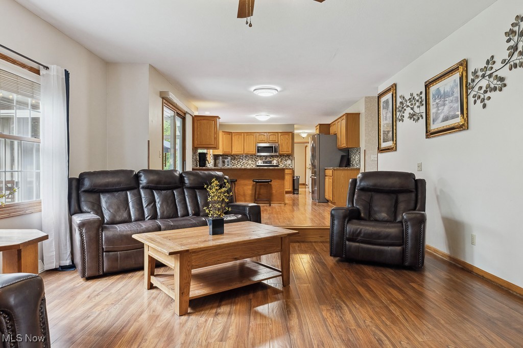 3106 Snowgoose Lane, Akron, Ohio image 12