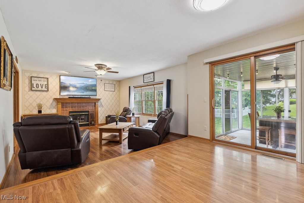 3106 Snowgoose Lane, Akron, Ohio image 18