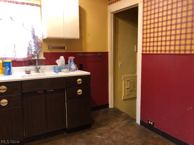 Elworthy Helwick Companys St - Residential