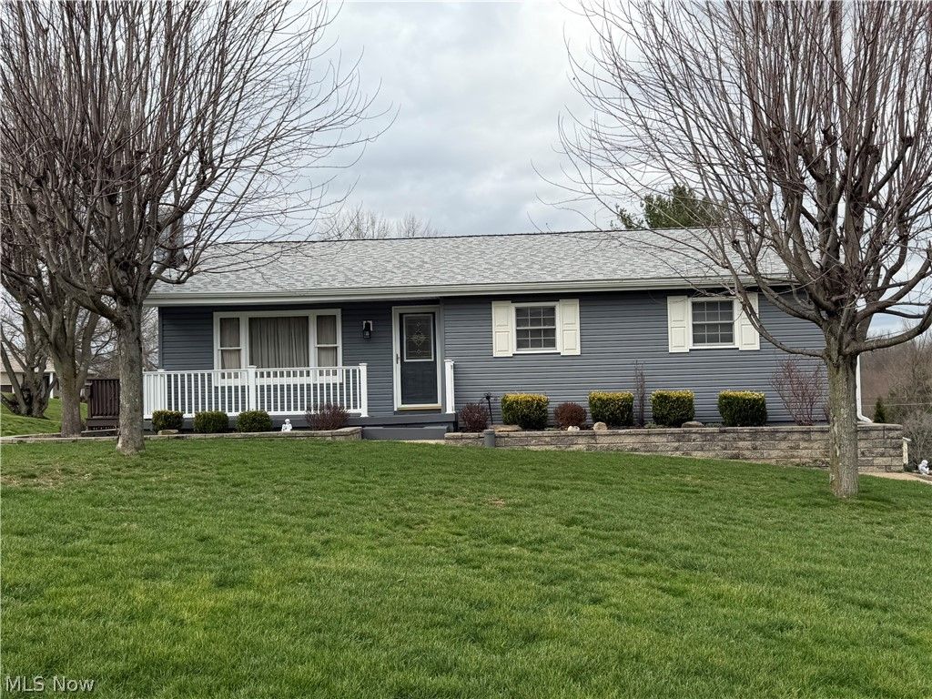 Photo of 5035 Boggs Road, Zanesville, OH 43701 (MLS # 5195630)