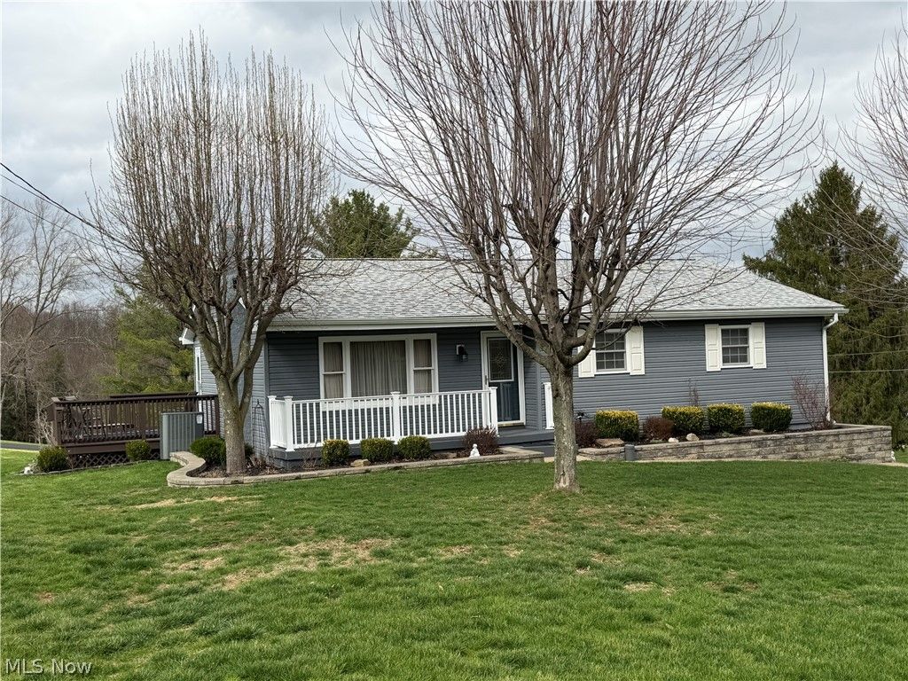 Photo of 5035 Boggs Road, Zanesville, OH 43701 (MLS # 5195630)