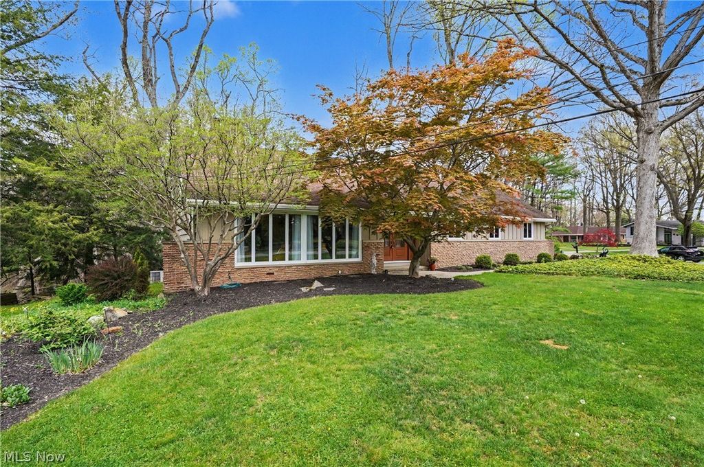 Photo of 10997 Tanager Trail, Brecksville, OH 44141 (MLS # 5202861)