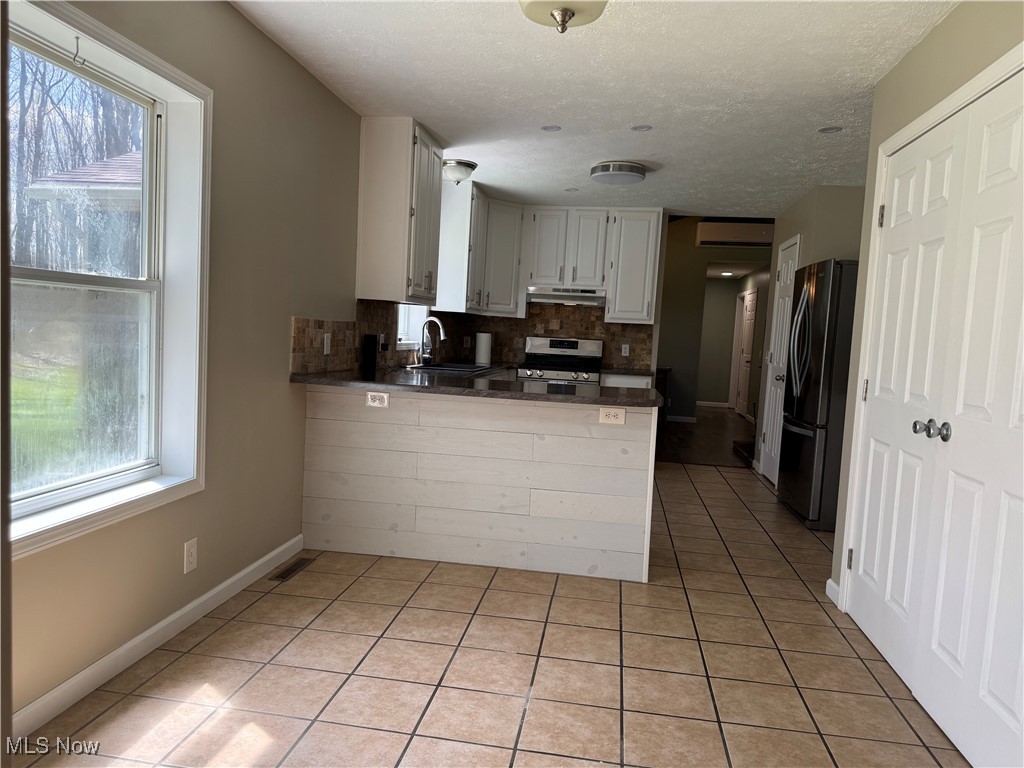 5880 Schrambling Road, Pierpont, Ohio image 13