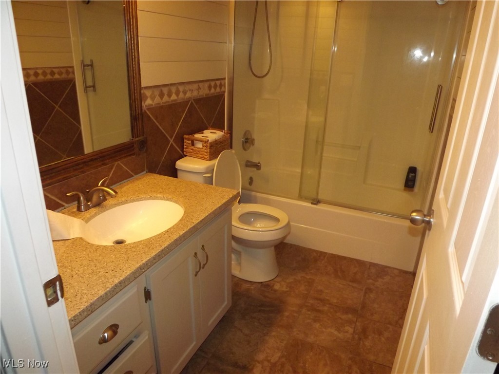 5880 Schrambling Road, Pierpont, Ohio image 20
