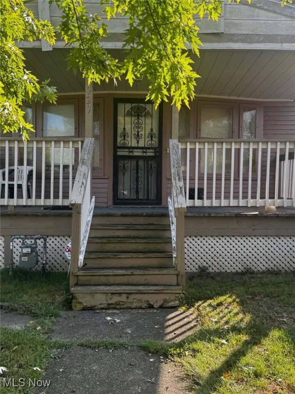 727 E 118th Street