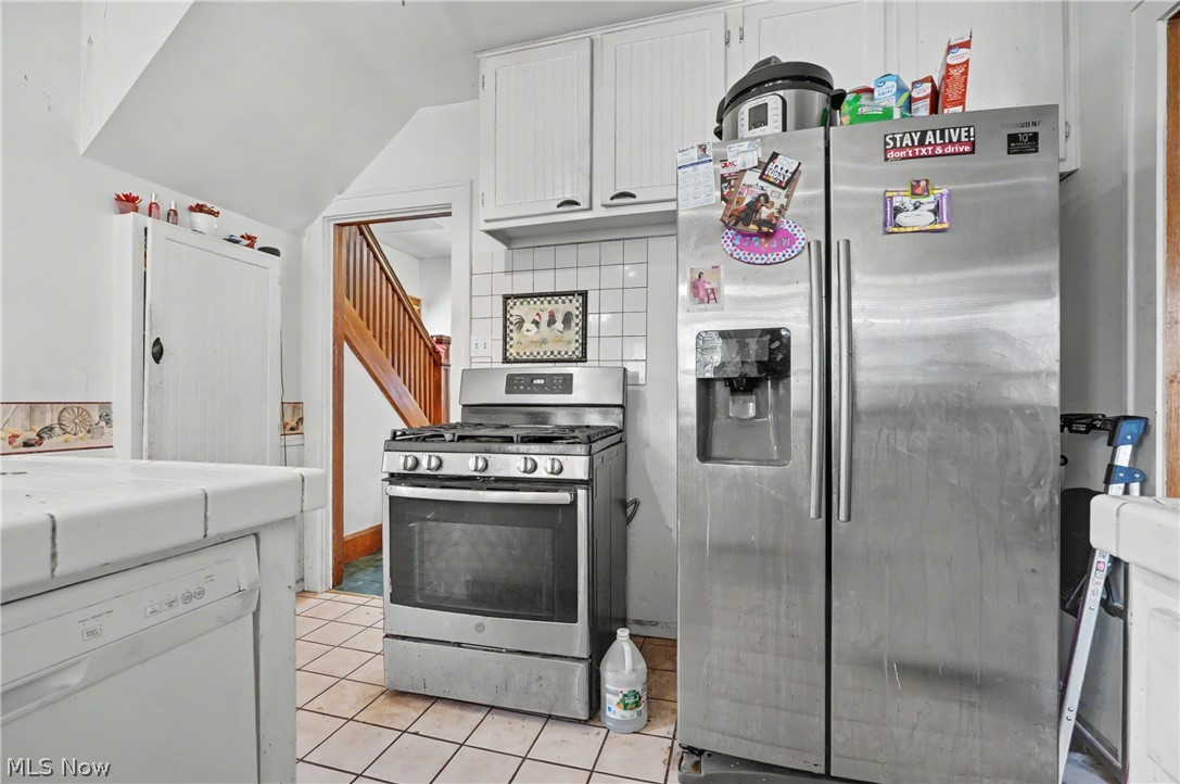 Joseph A Schmitt's Pk View Sub - Residential