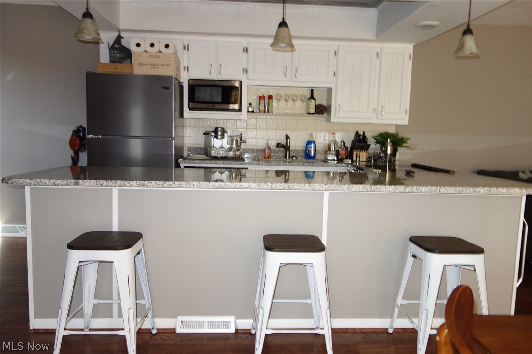 Penguin Condo - Residential