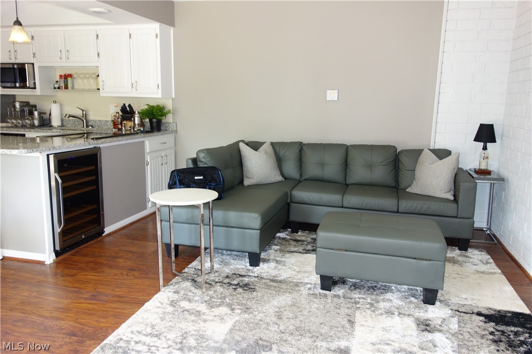 Penguin Condo - Residential