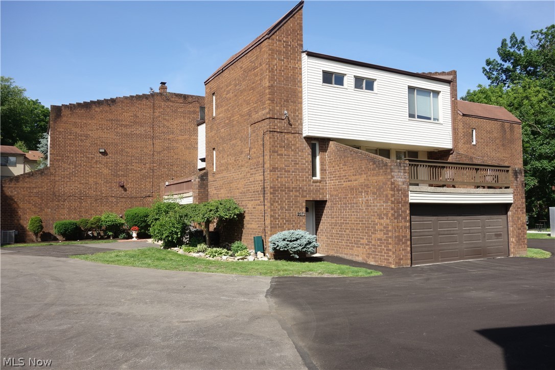 Penguin Condo - Residential