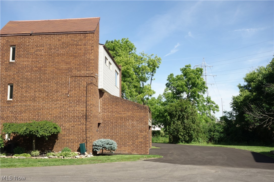 Penguin Condo - Residential