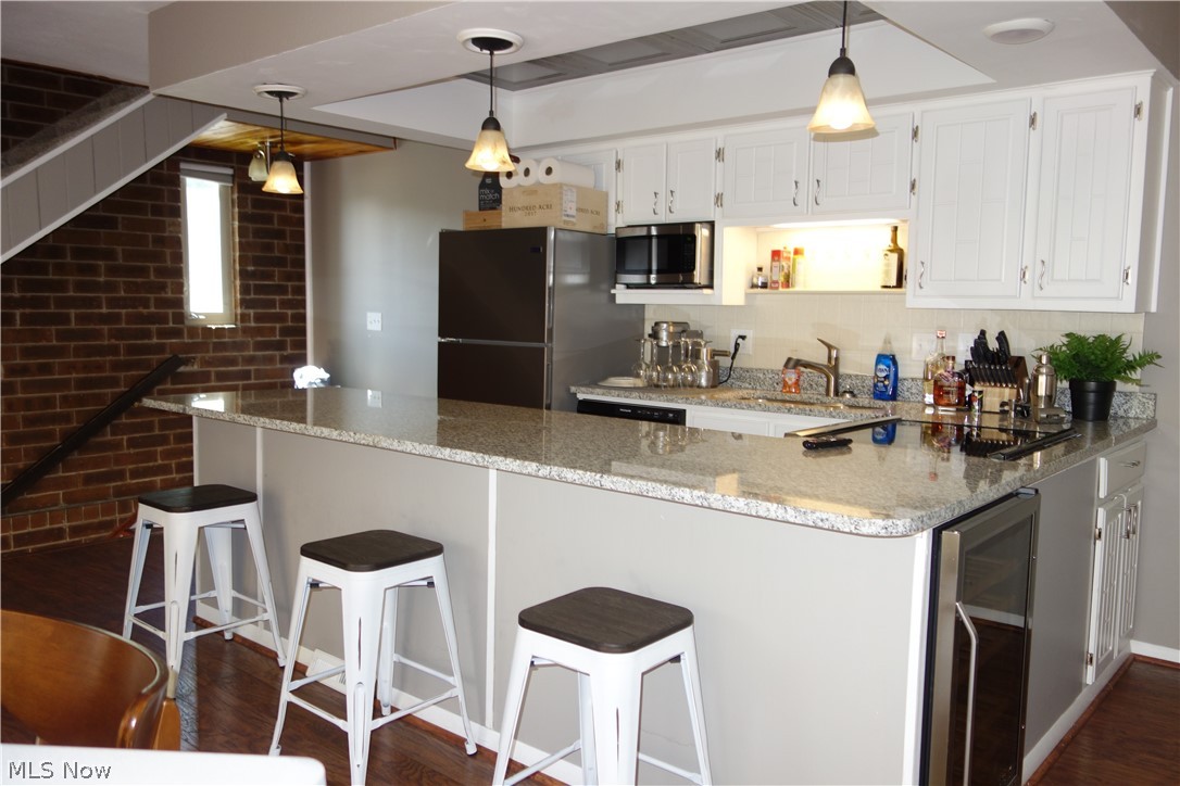 Penguin Condo - Residential