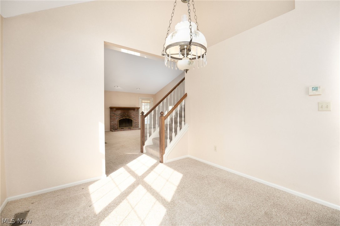 Macintosh Farms Condo Ph 17#1 - Residential