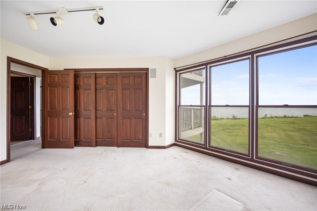 Harbortowne Point Condo - Residential