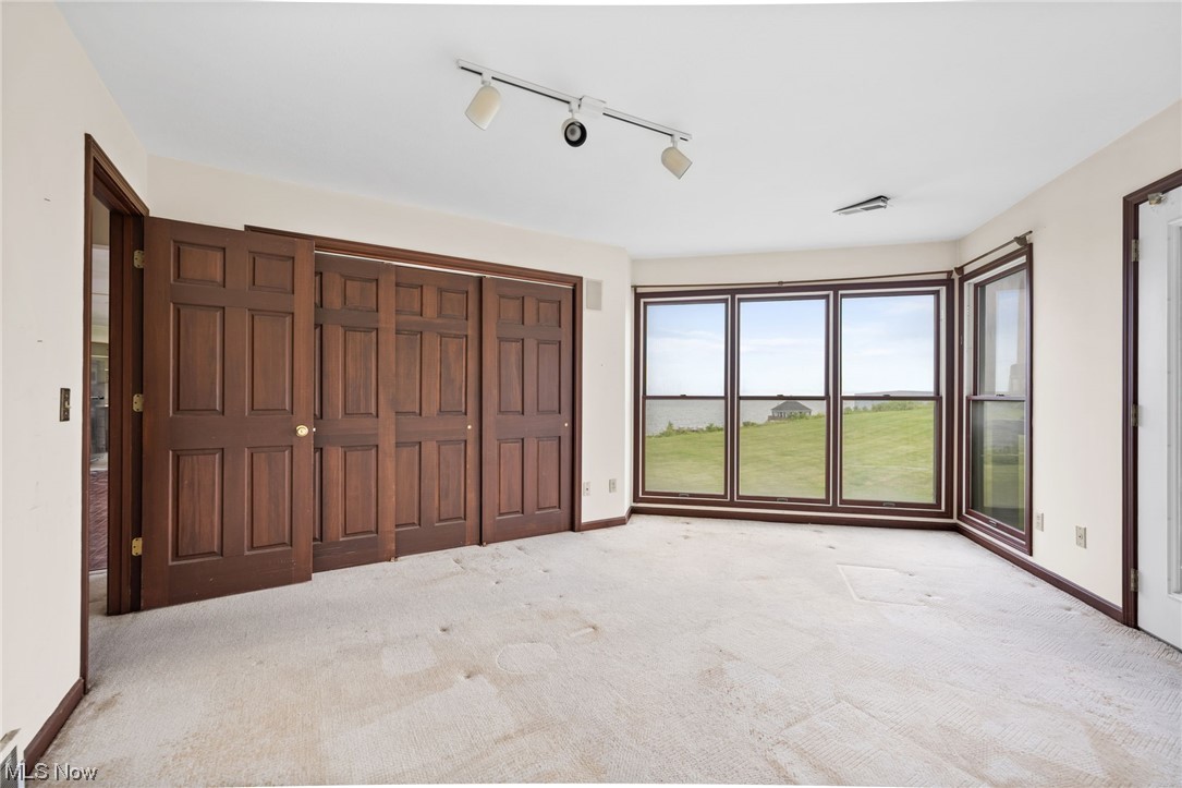 Harbortowne Point Condo - Residential