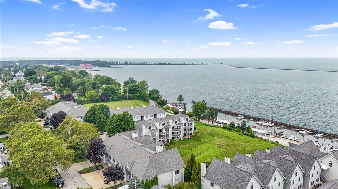 Harbortowne Point Condo - Residential