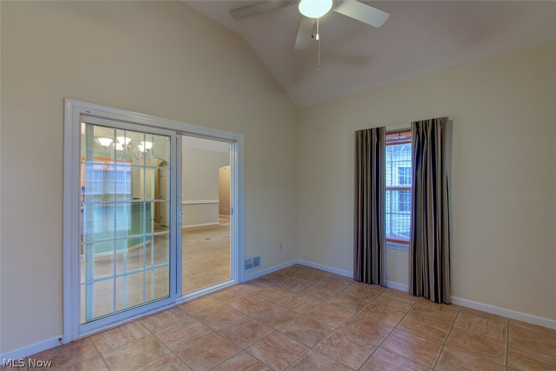 Arden Village Condo Ph 3 - Residential