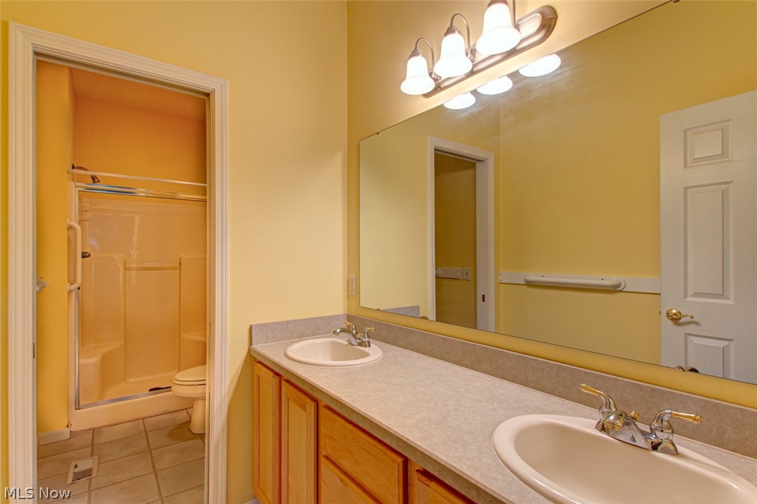 Arden Village Condo Ph 3 - Residential