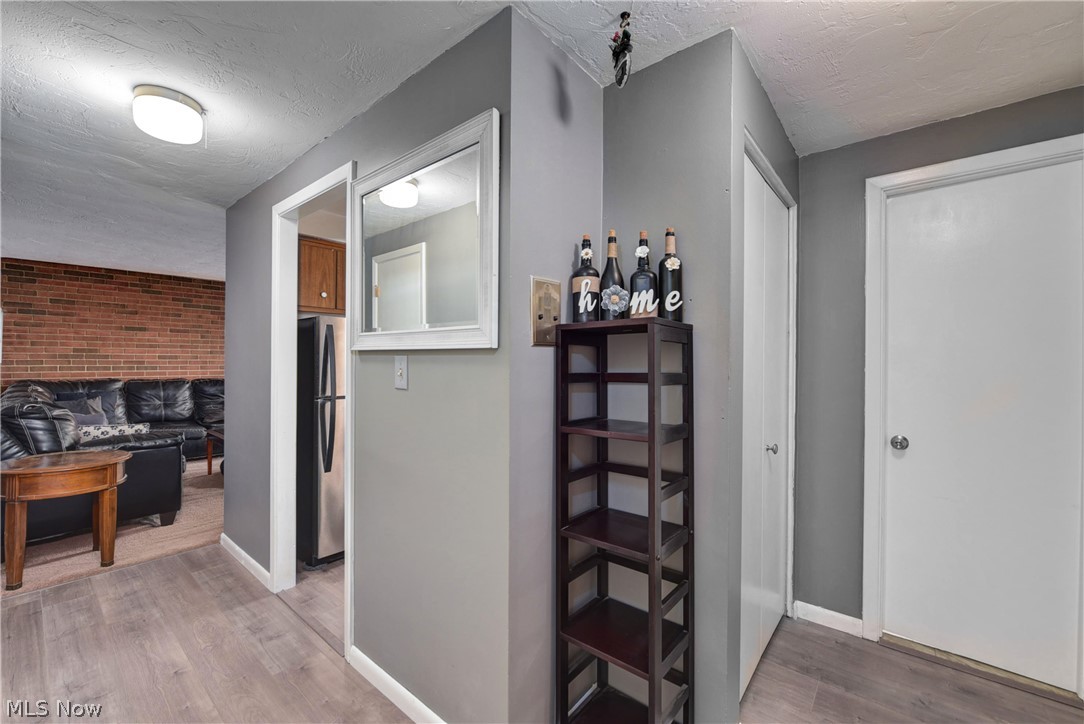 Country Club Condo - Residential