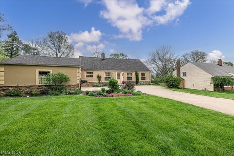 Homes For Sale - 3755 Concord Drive<br/> Beachwood, OH 44122