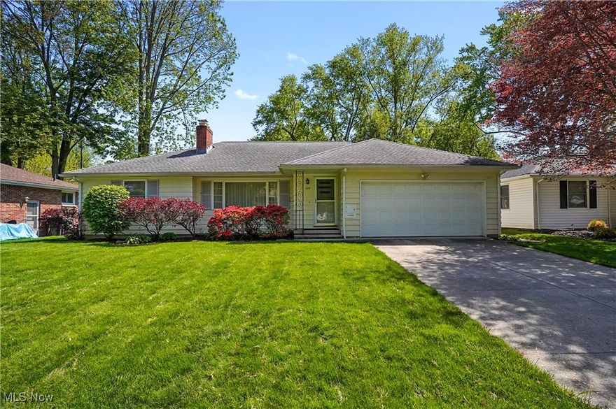 Newly Updated with new carpeting and flooring in Kitchen, main Bathroom and first floor Laundry. Freshly Painted interior. 
New Stainless Steel appliances in Kitchen. Newly updated Bathroom. 
Full Basement.