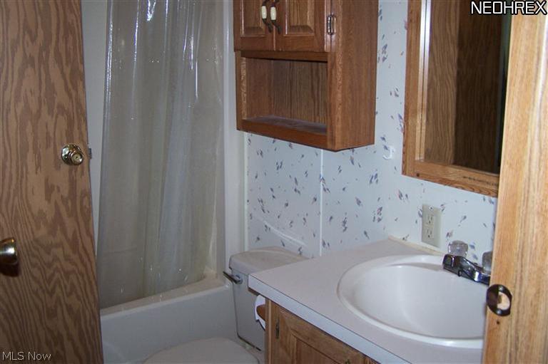 Troy Oaks - Residential Lease