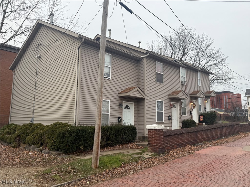 East Buchtel Ave - Residential Income