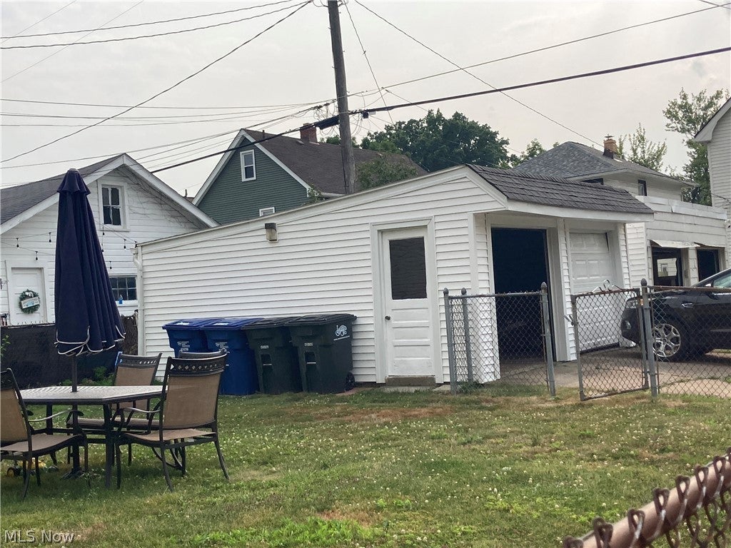 2110 Bunts Road
