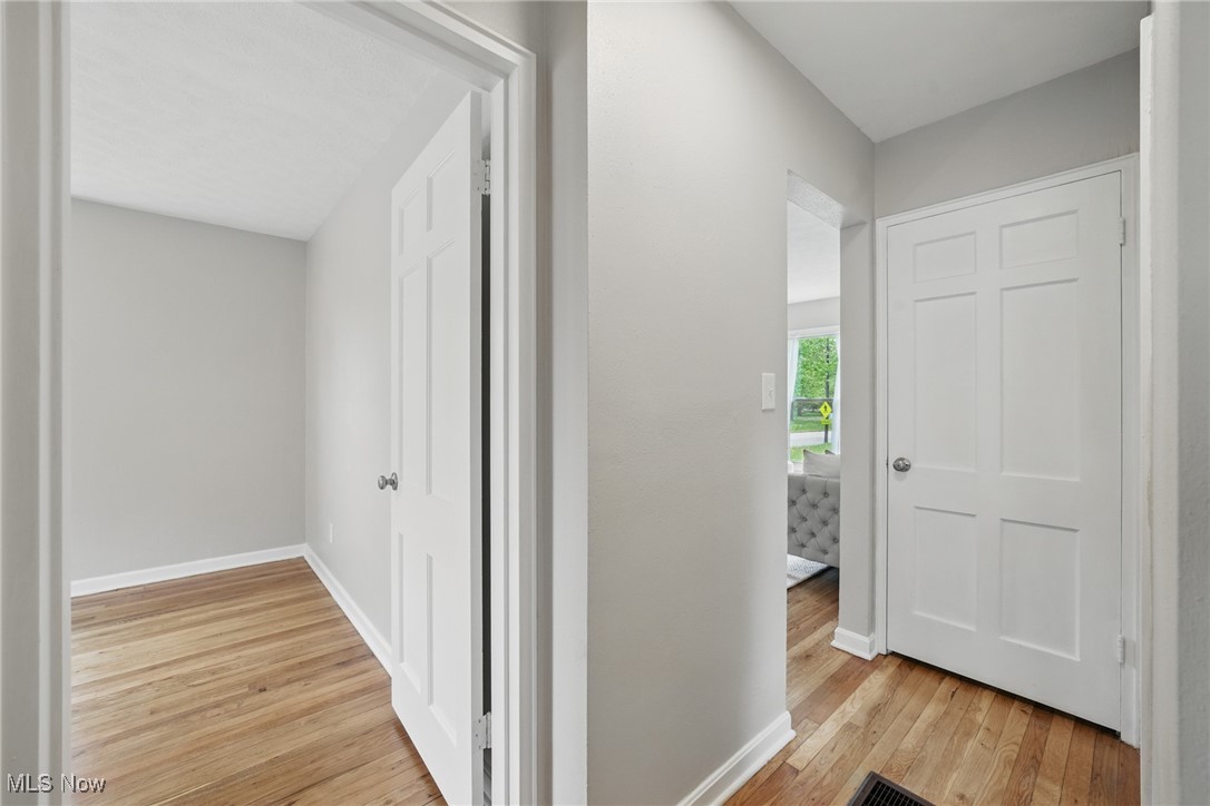 2735 Valley Road, Cuyahoga Falls, Ohio image 10