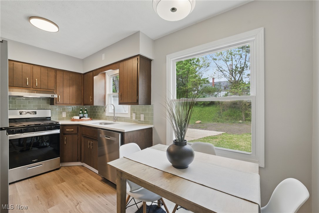 2735 Valley Road, Cuyahoga Falls, Ohio image 24