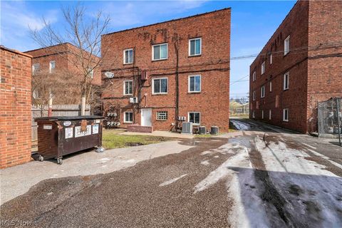 Tiny photo for 5208 Lee Road #3, Maple Heights, OH 44137 (MLS # 5190928)