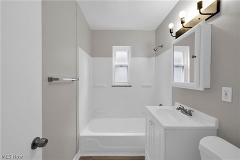 Tiny photo for 5208 Lee Road #3, Maple Heights, OH 44137 (MLS # 5190928)