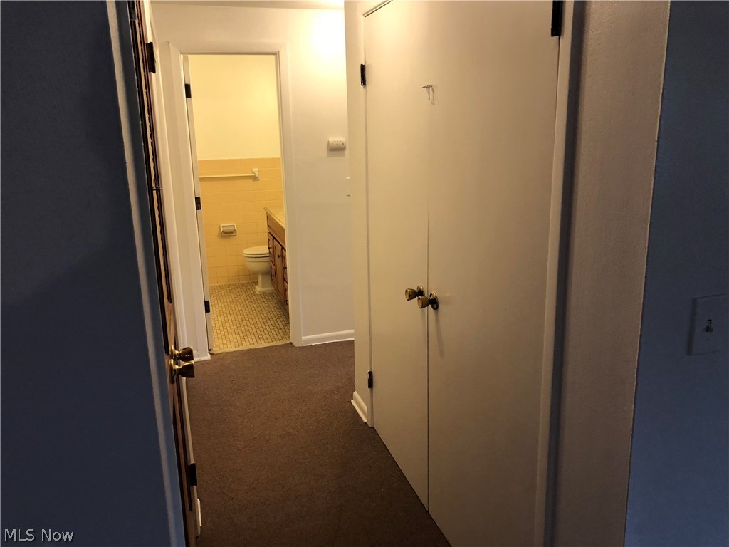 Golden Oaks Condo - Residential Lease