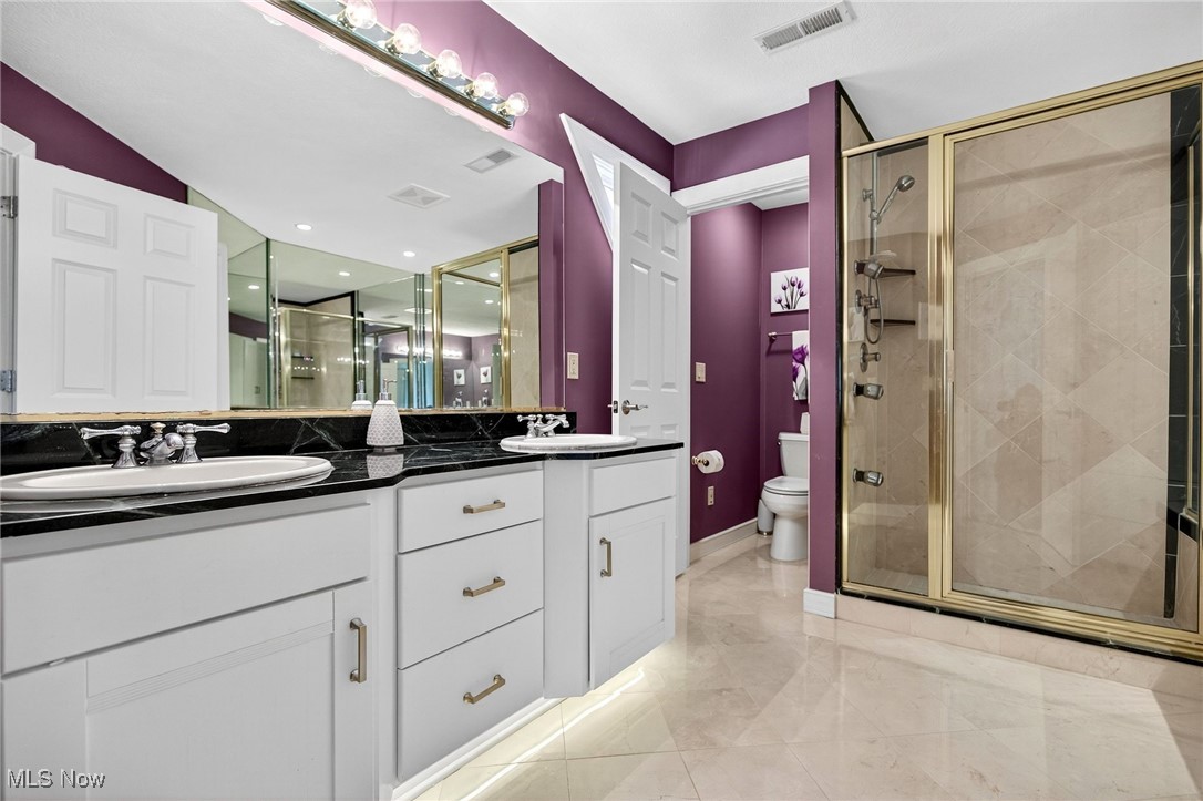 Red Tail - Residential