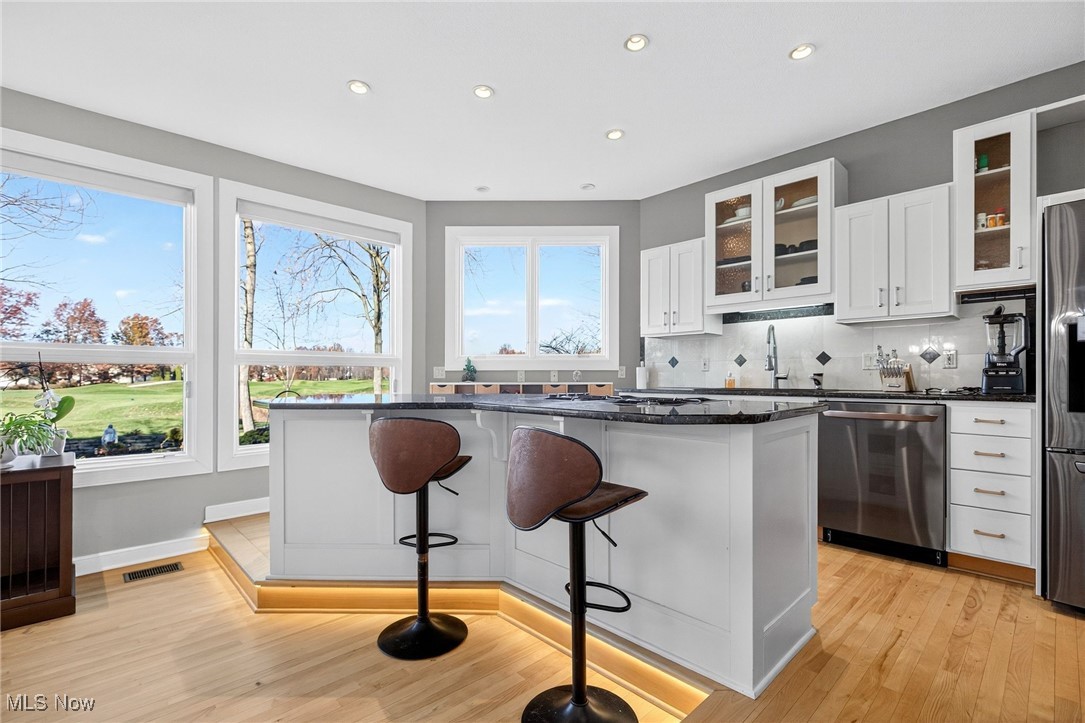 Red Tail - Residential